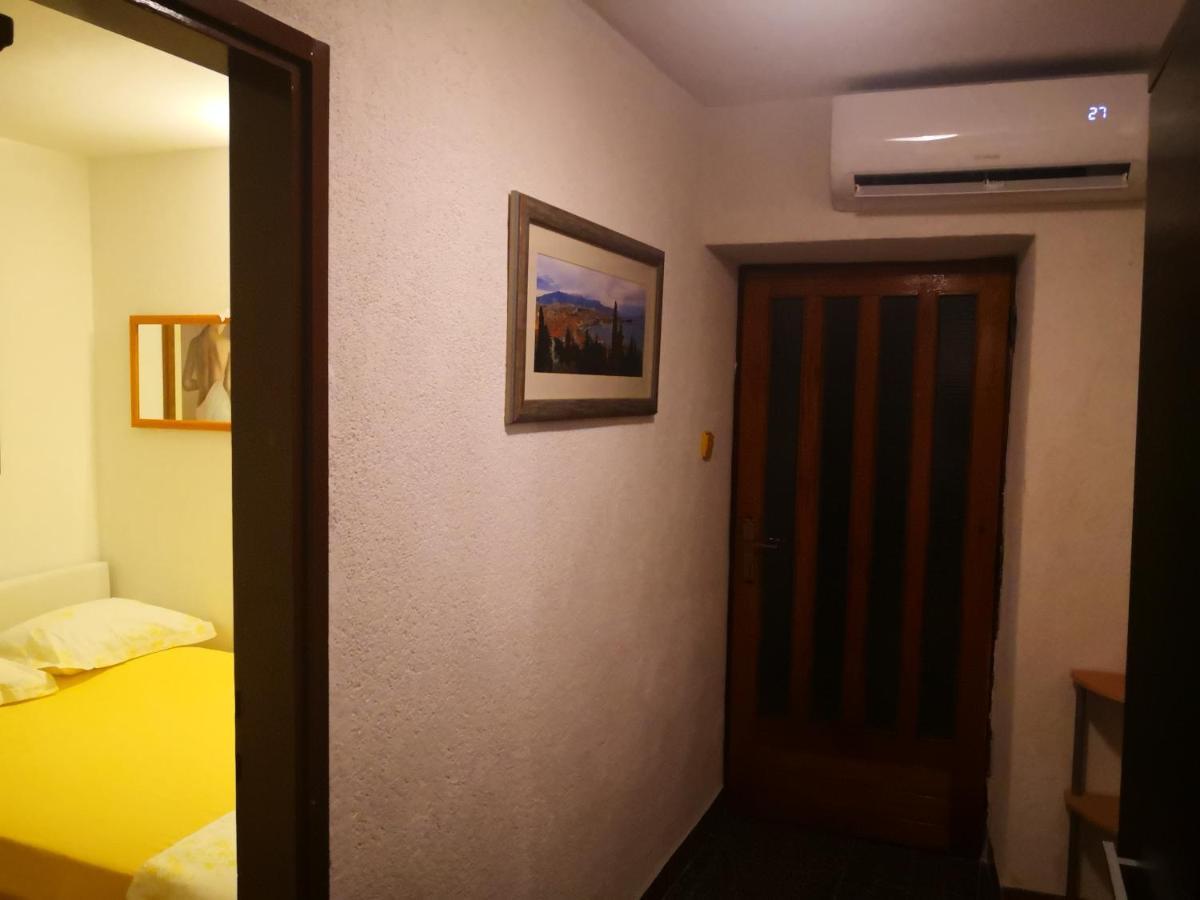 Kaštela Old Fisherman House מראה חיצוני תמונה