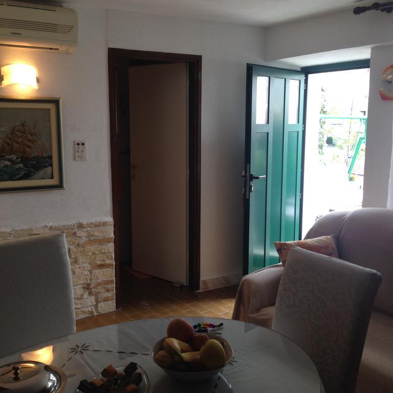 Kaštela Old Fisherman House מראה חיצוני תמונה