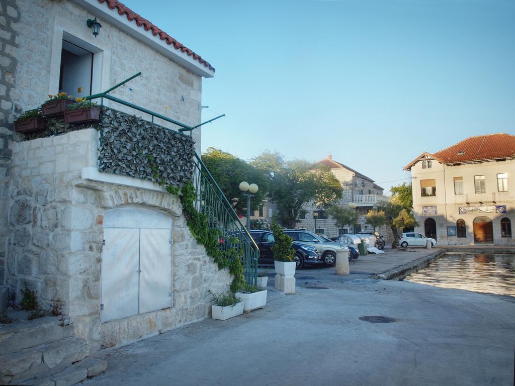 Kaštela Old Fisherman House מראה חיצוני תמונה